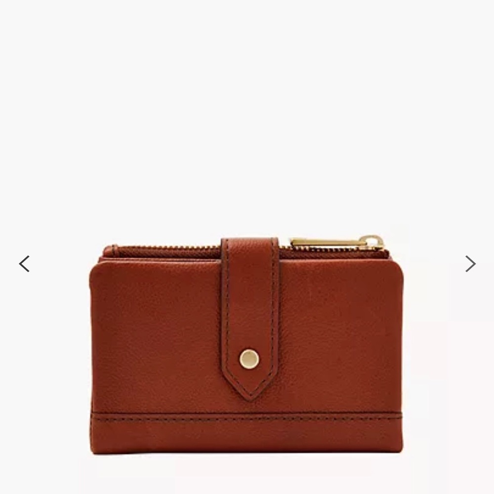 Brand new fossil wallet.